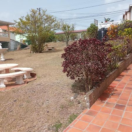 Aanola Villas Castries Bagian luar foto